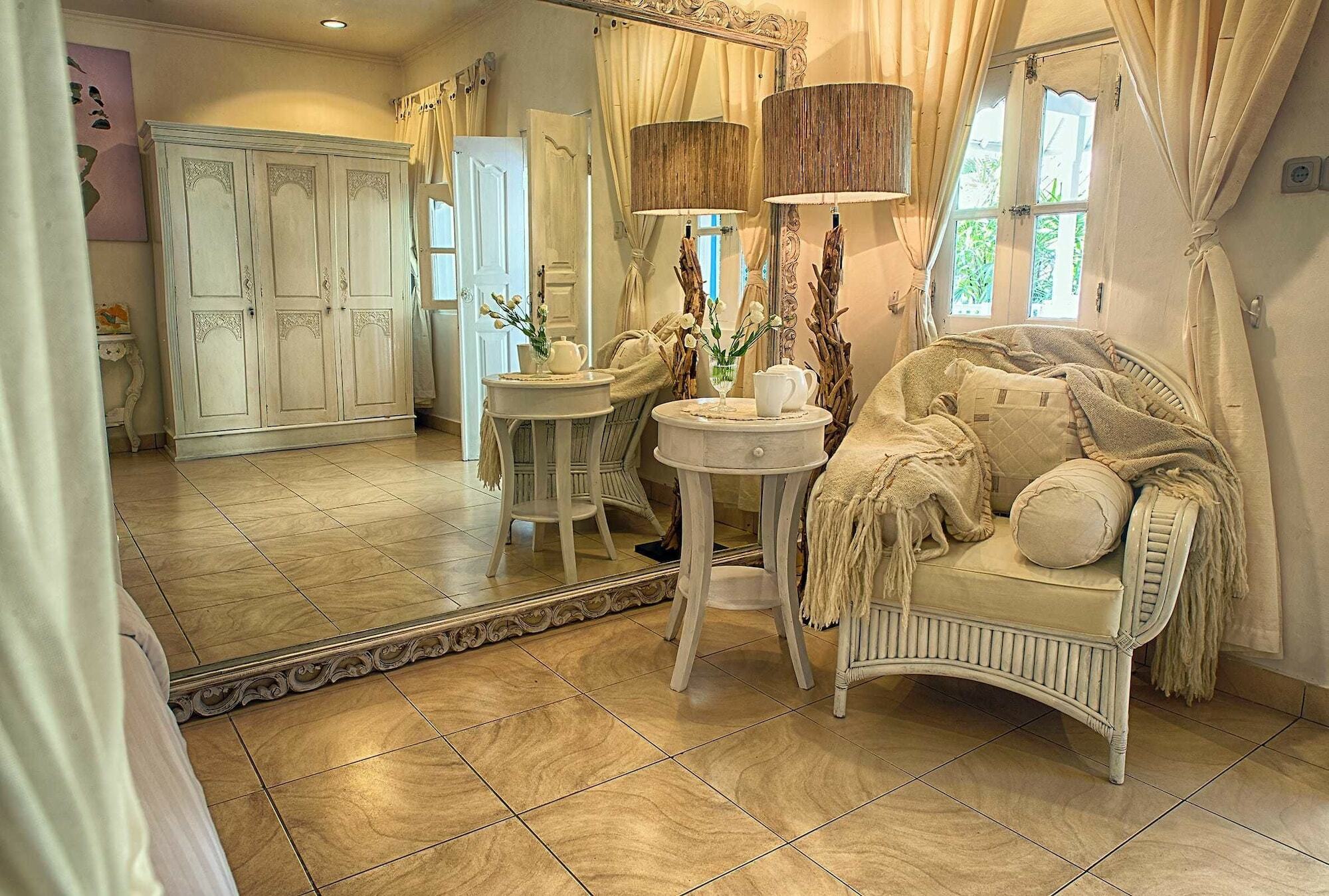 Villa White Stars Семиньяк Экстерьер фото