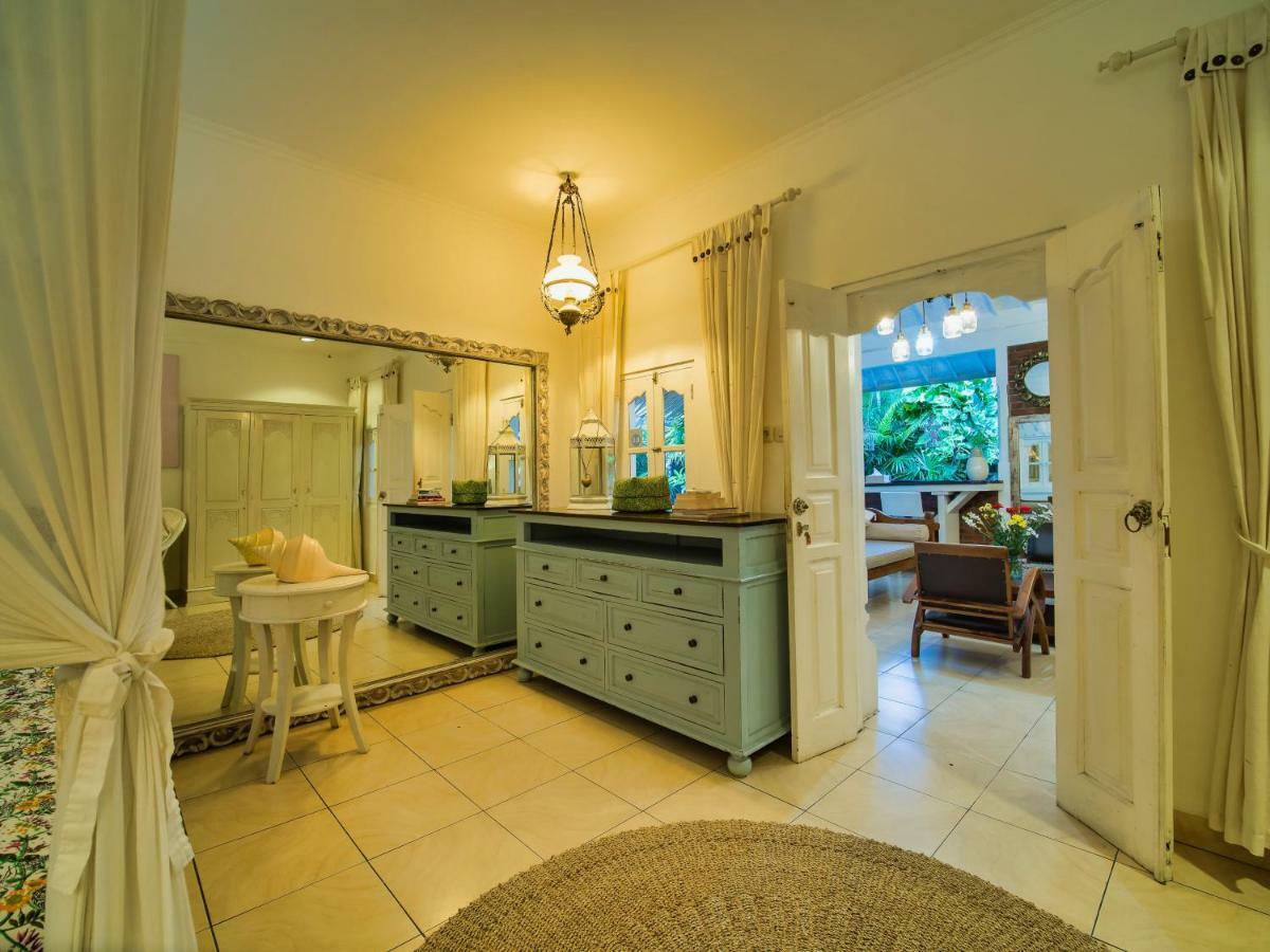 Villa White Stars Семиньяк Экстерьер фото
